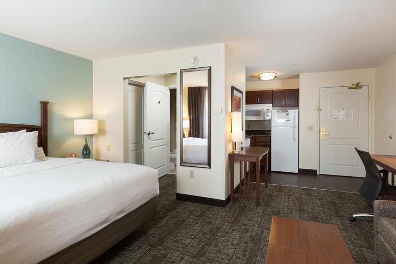 Staybridge Suites Sacramento Airport Natomas - photo 7