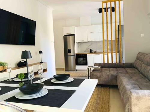 2 Bedroom Family Apartment with Free Parking — 4-Star Luxury Hotel in Thessaloniki, Greece