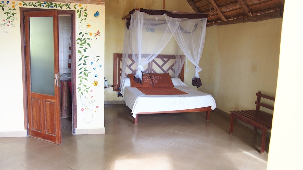 Caliente Beach Lodge — Toliara — photo 4