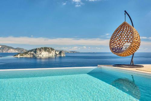 Alkyonides Feather - carbon neutral hotel in Zakynthos