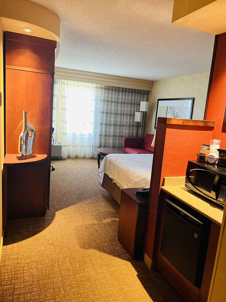 Sonesta Essential Junction City - photo 15