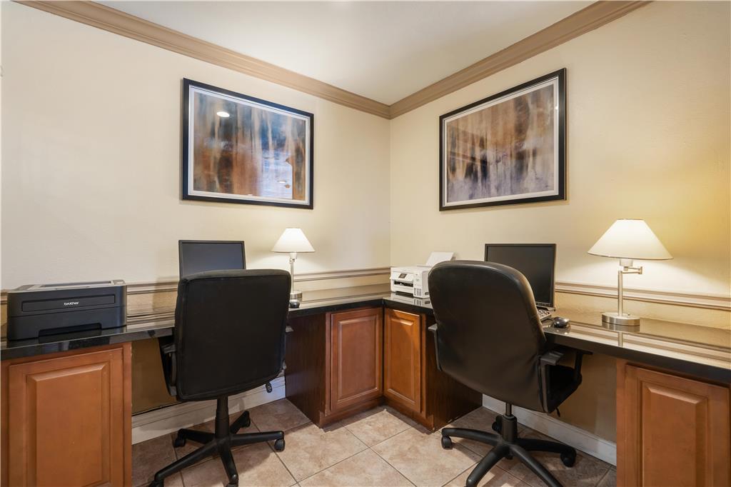 Best Western Plus John Jay Inn & Suites - photo 6