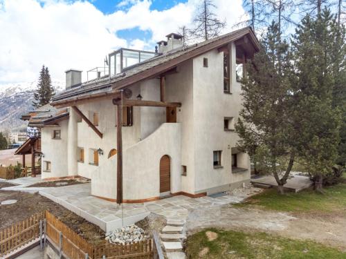 Suot Larsch — 4-Star Luxury Hotel in Celerina, Switzerland