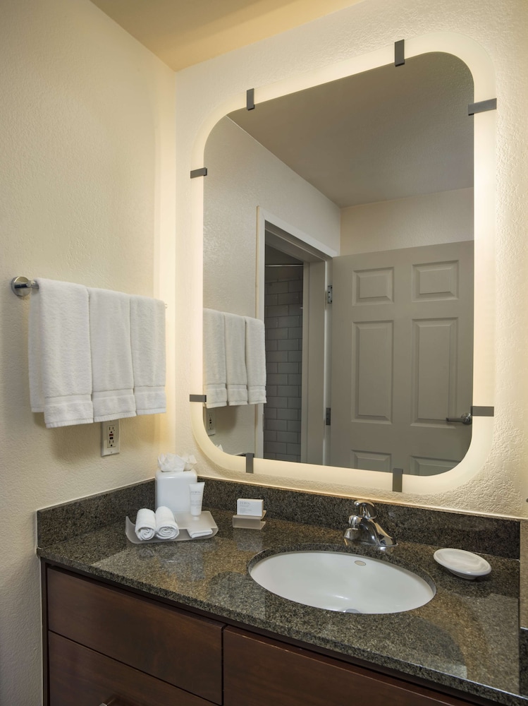 Homewood Suites by Hilton Newark Fremont - photo 26