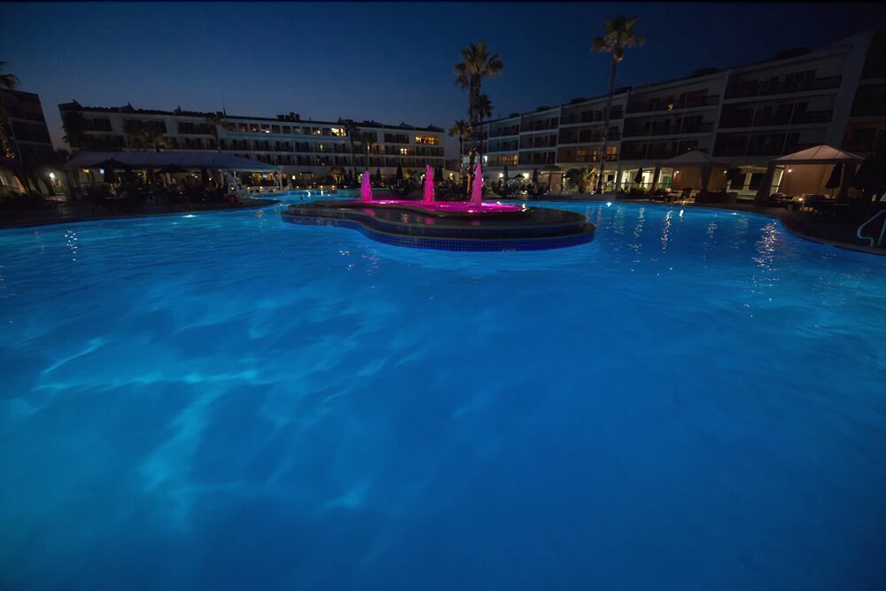 Port Royal Ocean Resort & Conference Center - photo 16