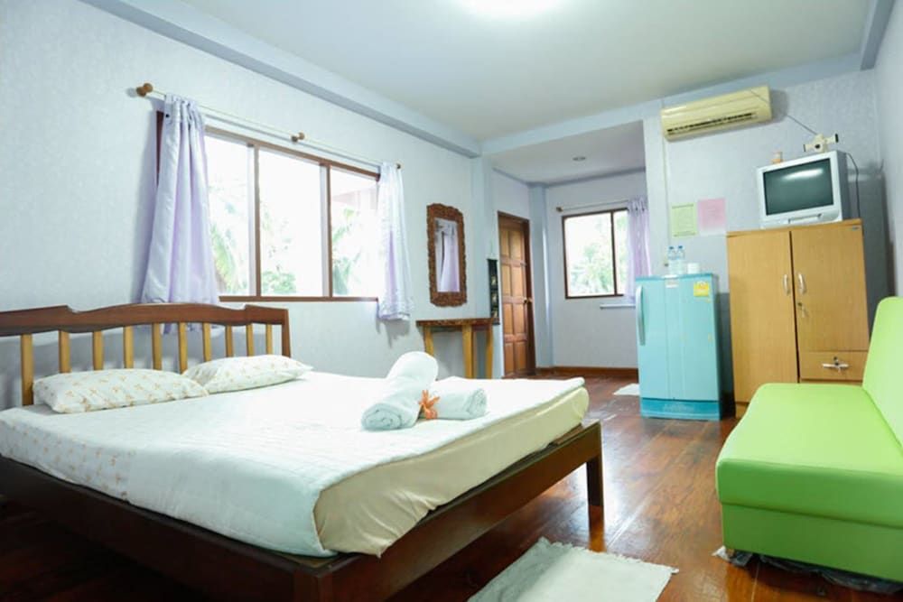 Elmaz - carbon neutral hotel in Unknown City