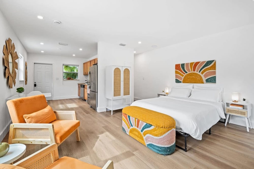 Morning Sunshine @Sailboat Bend — 4-Star Luxury Hotel in Fort Lauderdale, United States