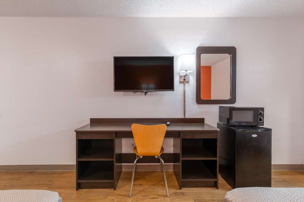 Motel 6 Bryan TX University Area - photo 20