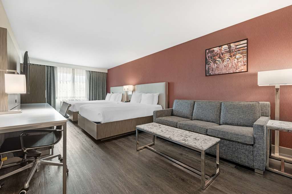 Best Western Plus Temecula Wine Country Hotel &Suites - photo 23