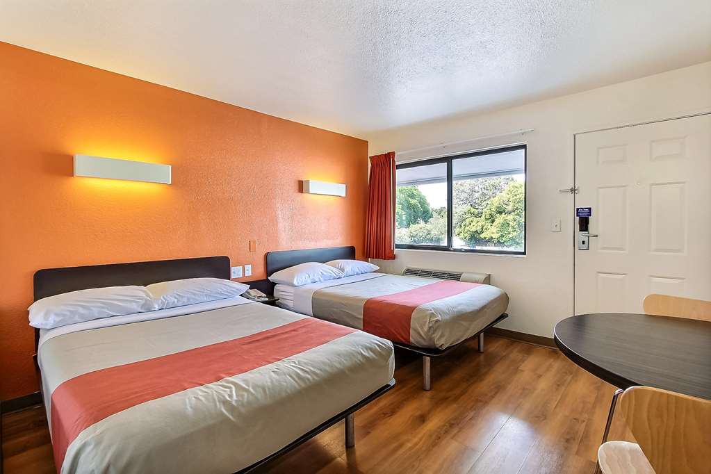 Motel 6 Sunnyvale CA South - photo 17