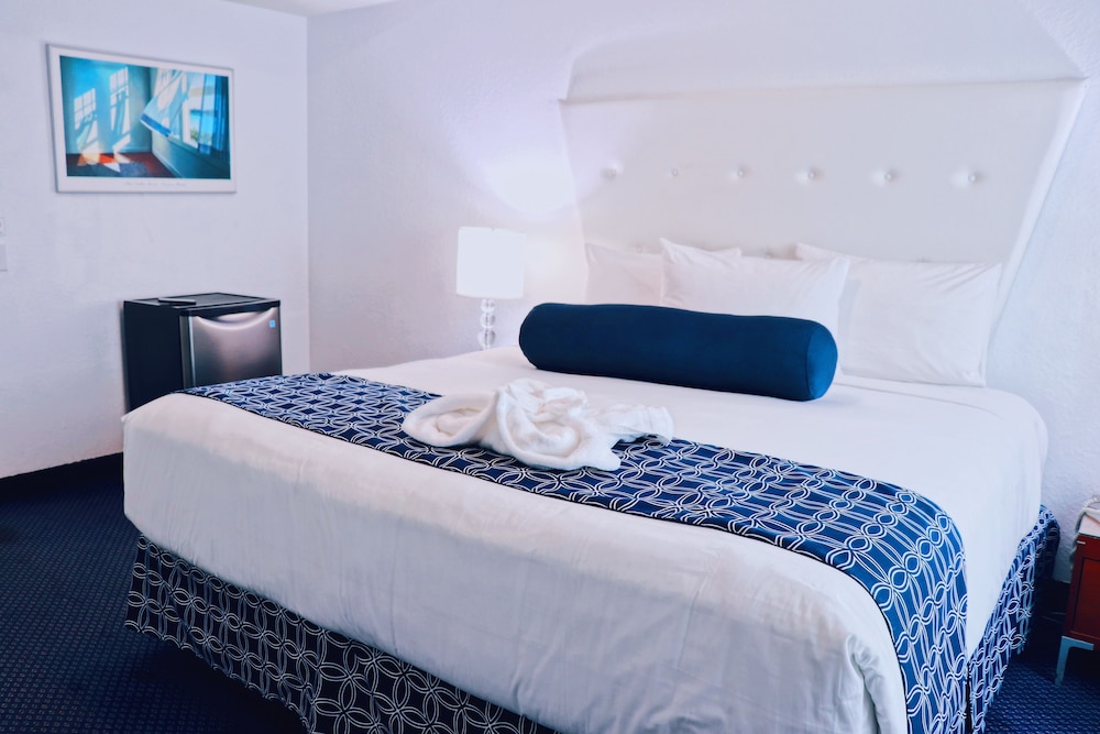 Ocean Spray Hotel - photo 40