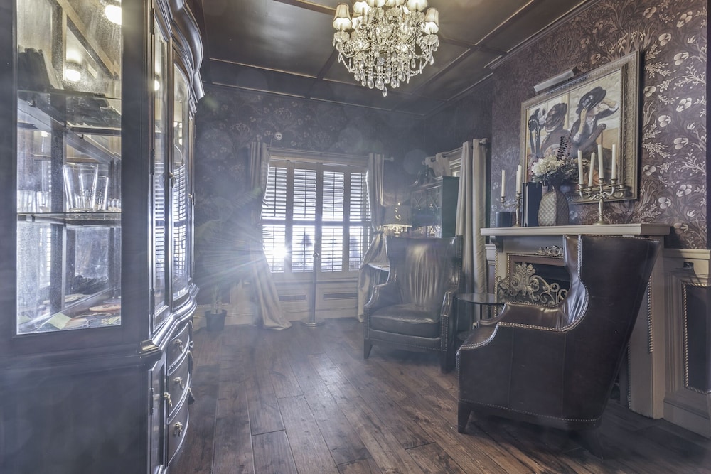 Casablanca Inn on the Bay - photo 5