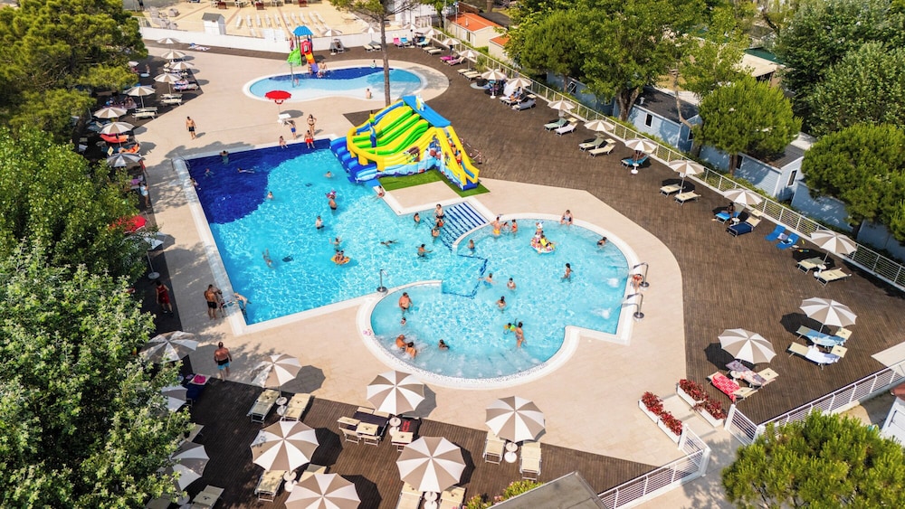 Club Del Sole Marina Family Resort — 4-Star Luxury Hotel in Ravenna, Italy