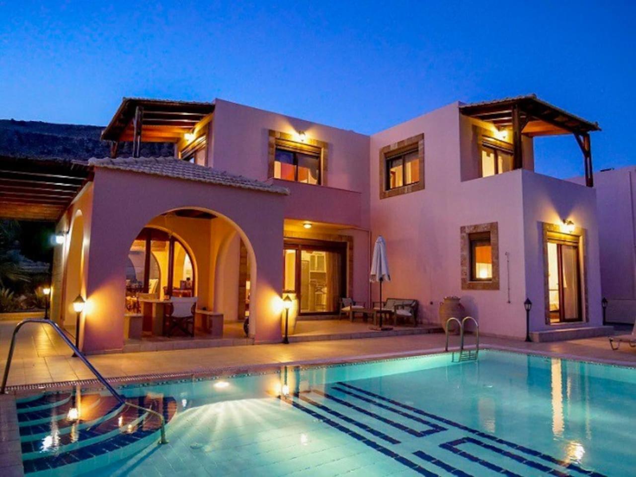 Luxury Villa Ioannis — 4-Star Luxury Hotel in Rodos, Greece
