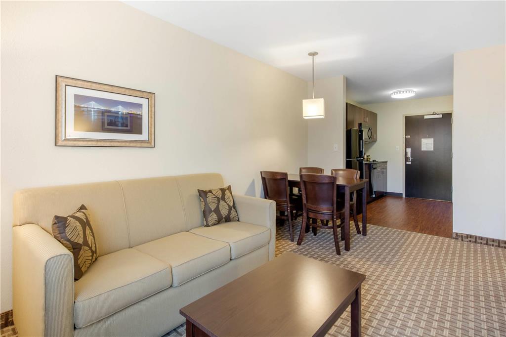 MainStay Suites St. Louis Airport - photo 12