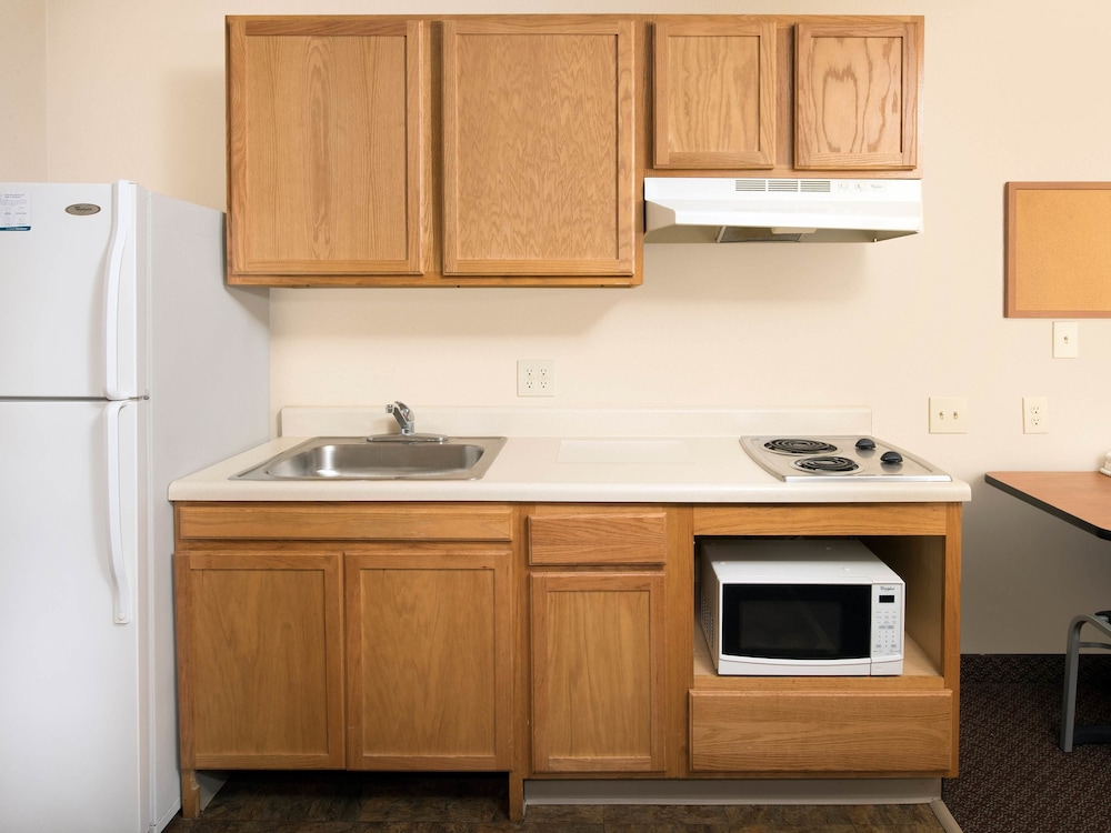 WoodSpring Suites Lebanon - photo 16
