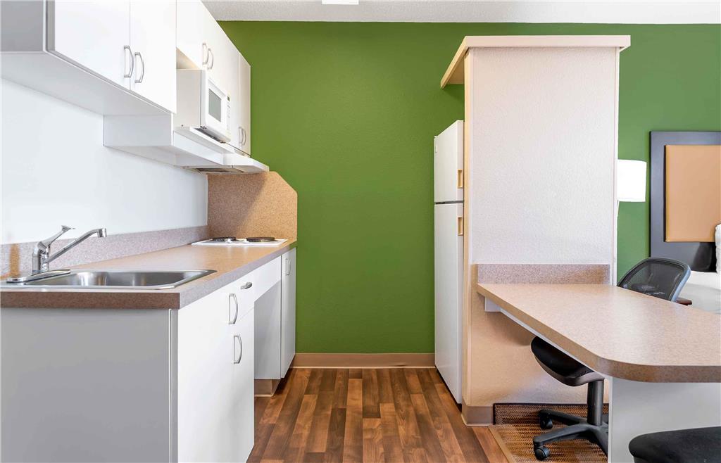 Extended Stay America Suites Toledo Holland - photo 11