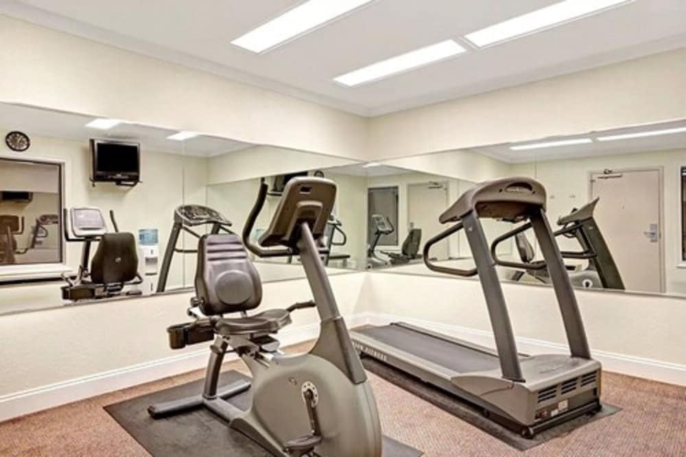 Days Inn by Wyndham Atlanta Southlake Morrow - photo 22