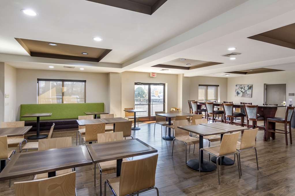 Comfort Suites South Park - photo 45