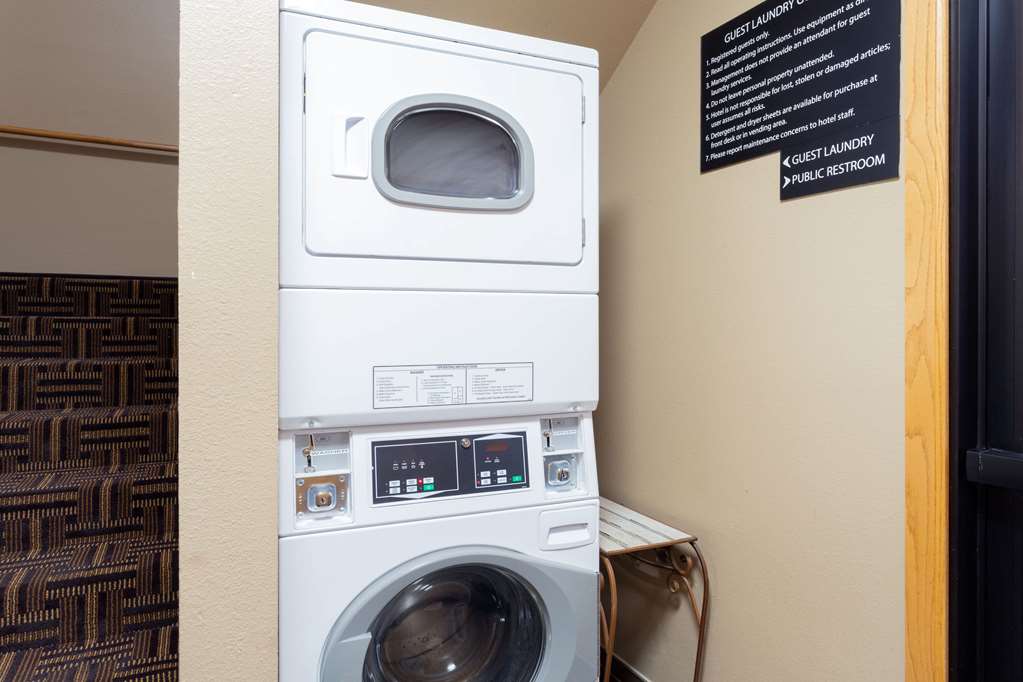 Emmetsburg Hotel and Suites - photo 62