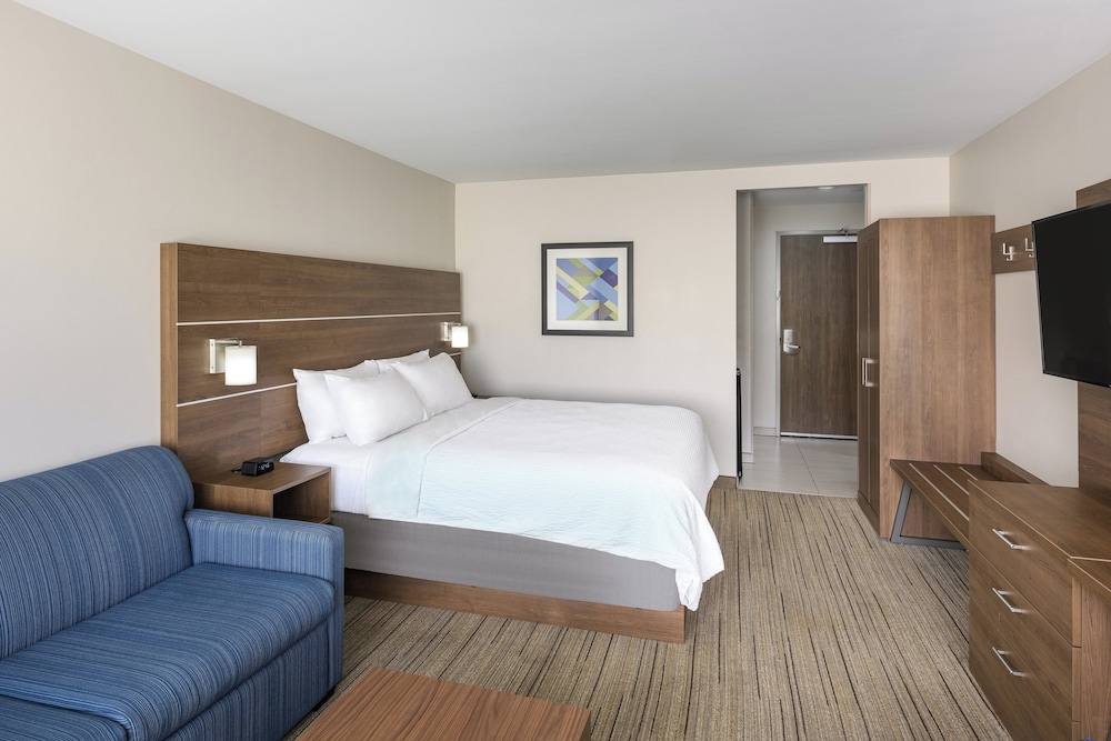 Holiday Inn Express & Suites Phoenix East Gilbert by IHG - photo 20