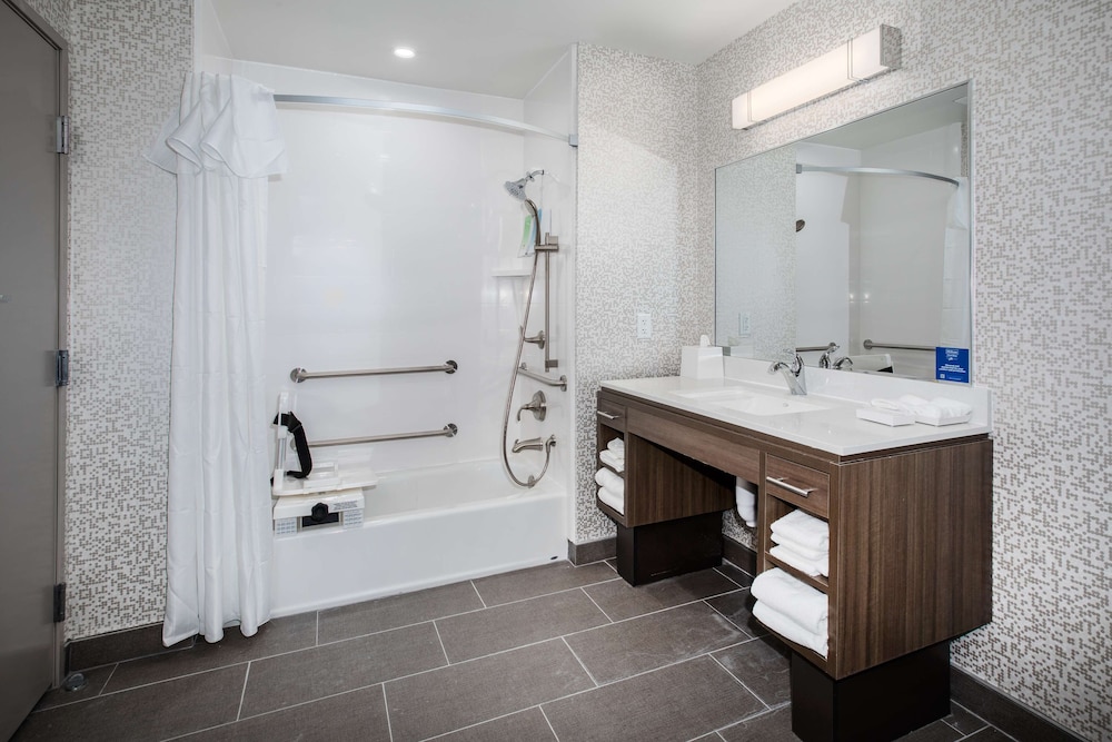 Home2 Suites by Hilton Roswell NM - photo 25