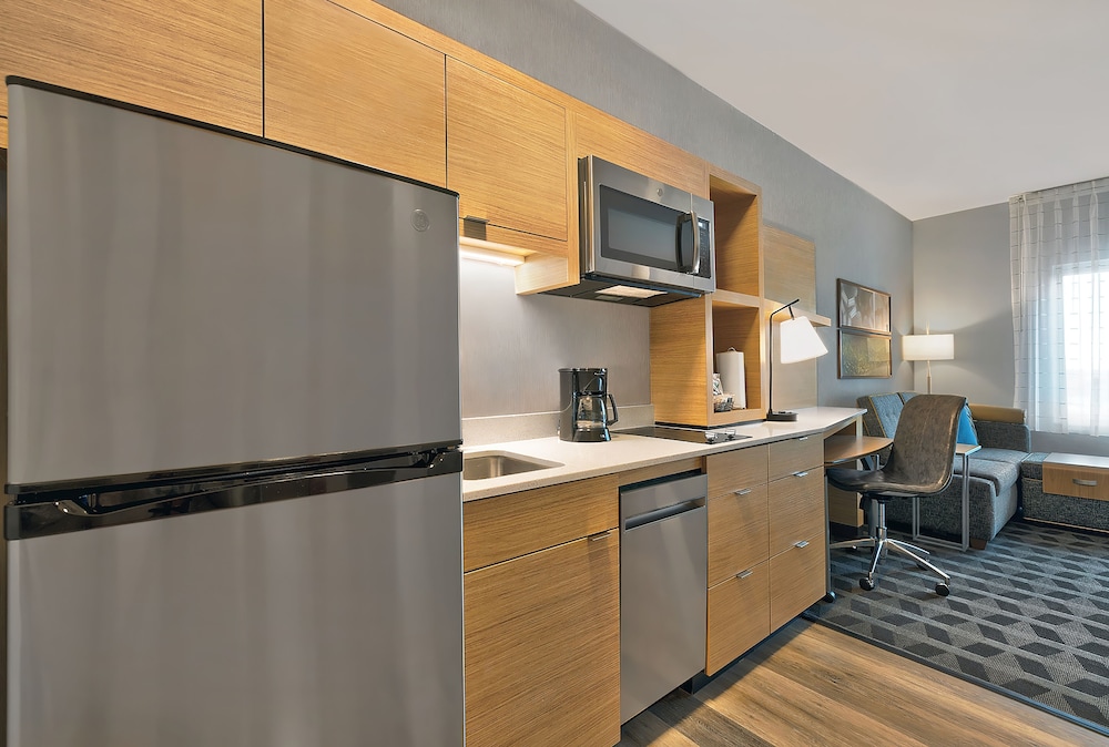 TownePlace Suites by Marriott Sacramento Elk Grove - photo 10