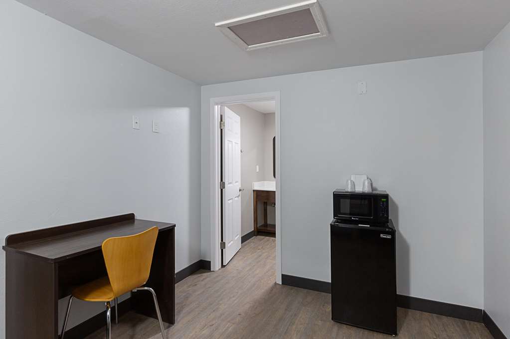 Motel 6 Show Low AZ - photo 20