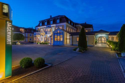 Gasthof Hotel Jägerwirt — hotel in Strasswalchen