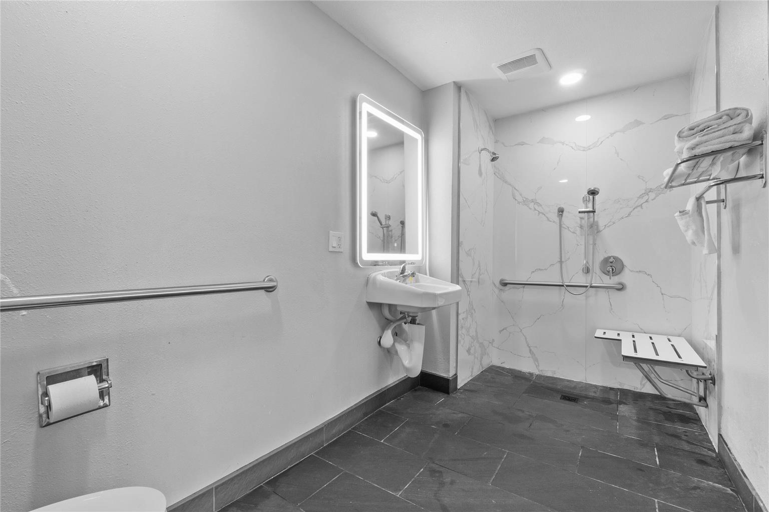 Travelodge by Wyndham Fairplex Pomona - photo 13