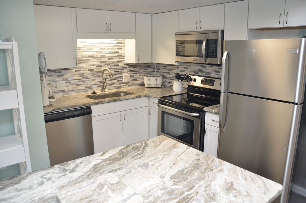 Royal Garden Resort 201 3 Bedroom Condo by RedAwning - photo 12
