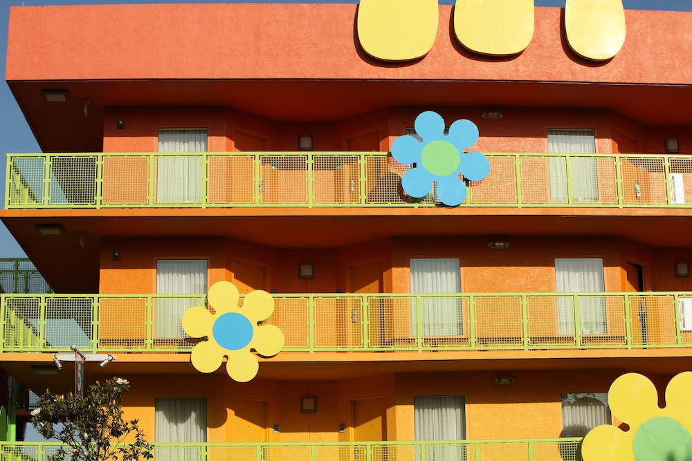 Disney's Pop Century Resort - photo 25