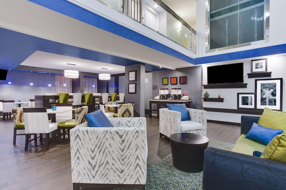 Hampton Inn Norcross - photo 4