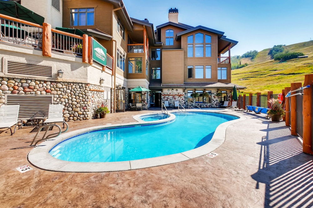 Christie Club in Steamboat Springs, United States