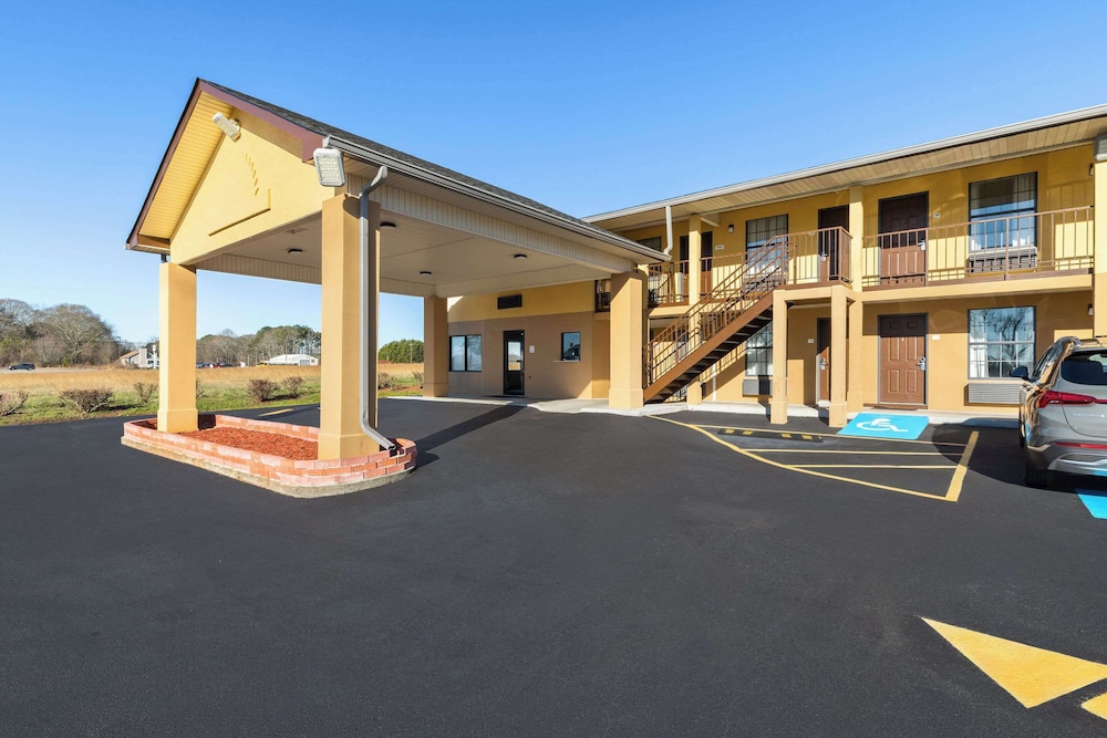 Deer Acres Inn - photo 48