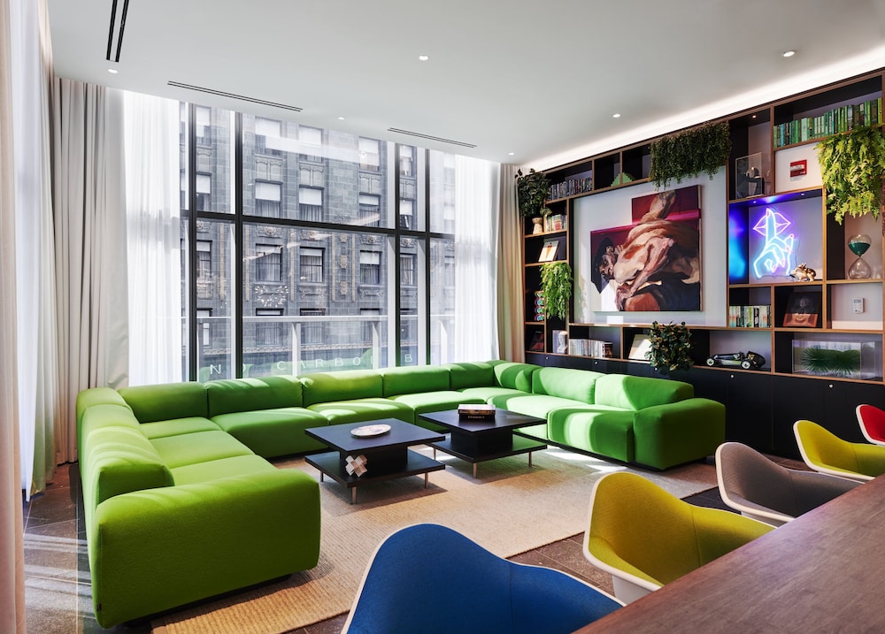 citizenM Chicago Downtown - photo 27