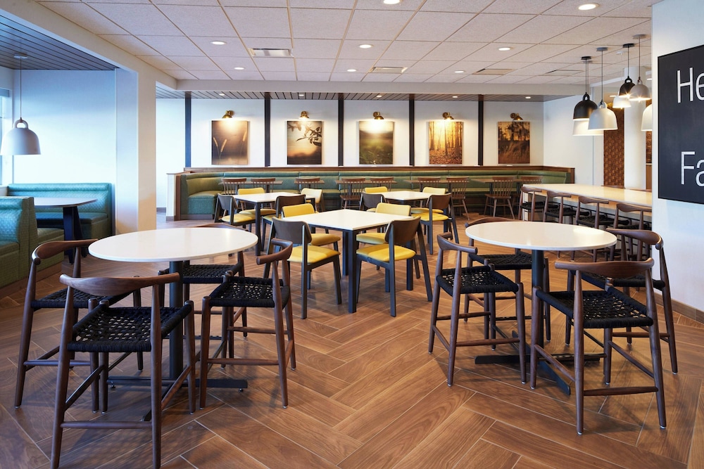Fairfield Inn & Suites by Marriott Riverside Moreno Valley - photo 19