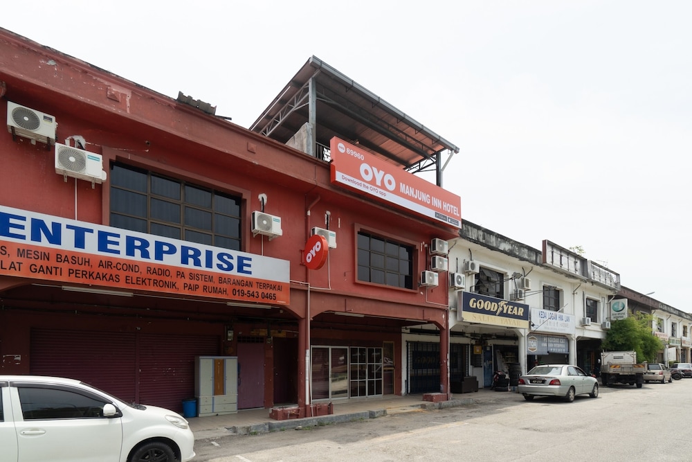 OYO 89960 Manjung Inn Hotel in Lumut, Malaysia