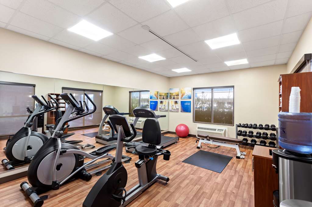 Comfort Suites Gulfport Central - photo 25
