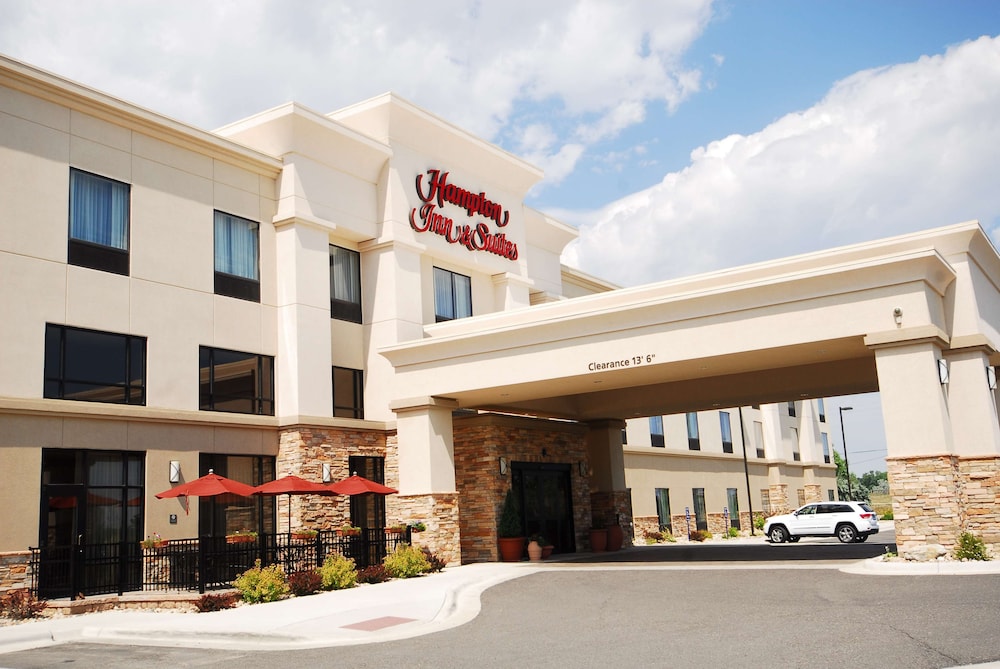 Hampton Inn & Suites Buffalo - carbon neutral hotel in Buffalo