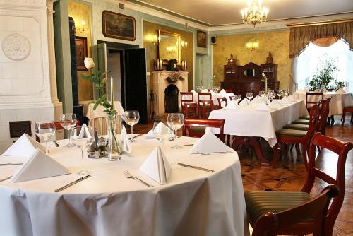 Dw r Anna — 4-Star Luxury Hotel in Lublin, Poland