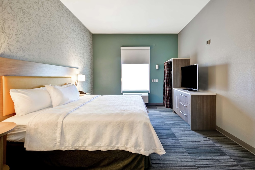 Home2 Suites by Hilton Queensbury Lake George - photo 19
