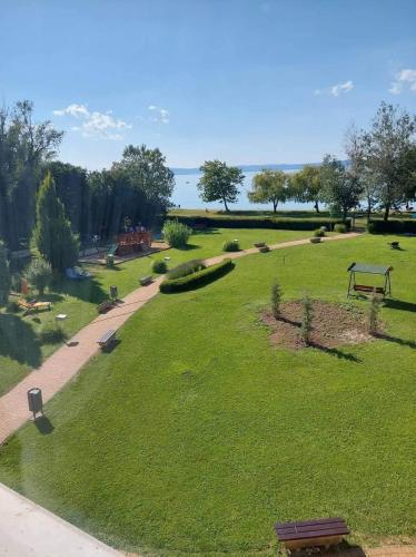 LakeSide Apartman 1 Aranypart Siófok — 4-Star Luxury Hotel in Siofok, Hungary