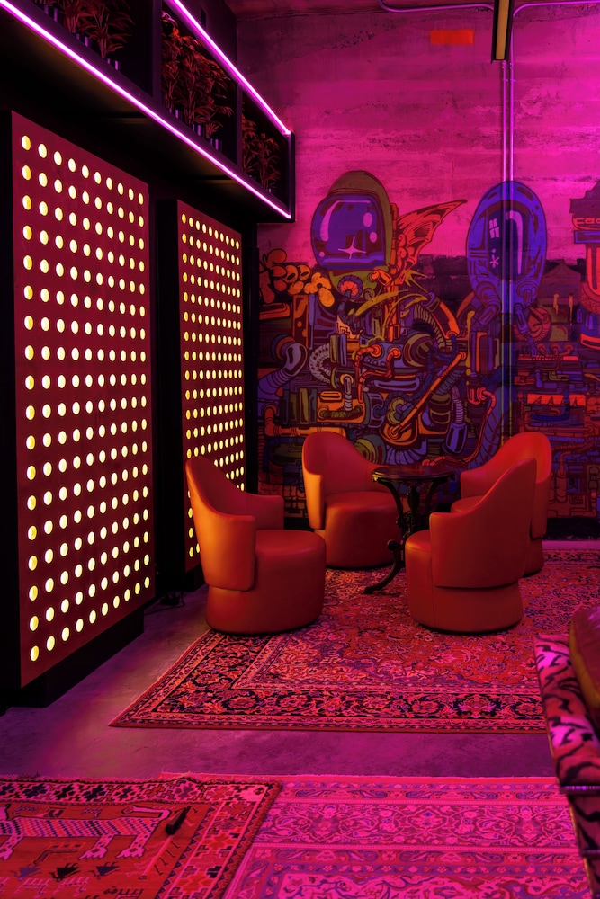 The Radical Asheville Tapestry Collection by Hilton - photo 59