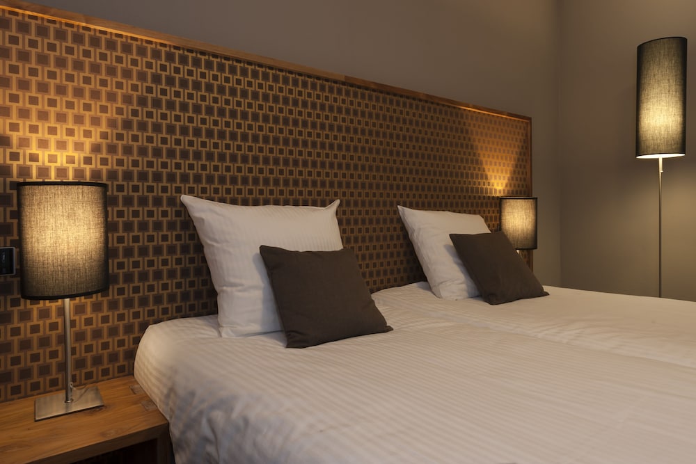 Linge Hotel Elst — Elst — photo 2