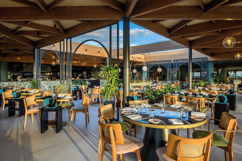 מזון ומשקאות