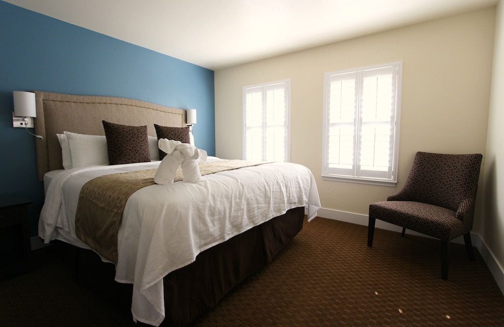 Rest Hotel Plymouth - photo 12