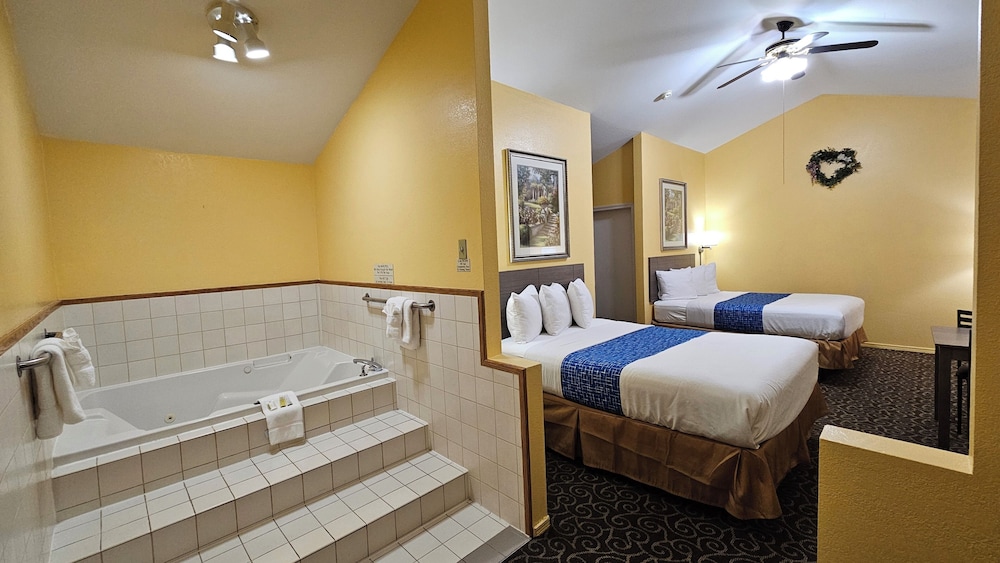 Travelodge by Wyndham Wenatchee - photo 17