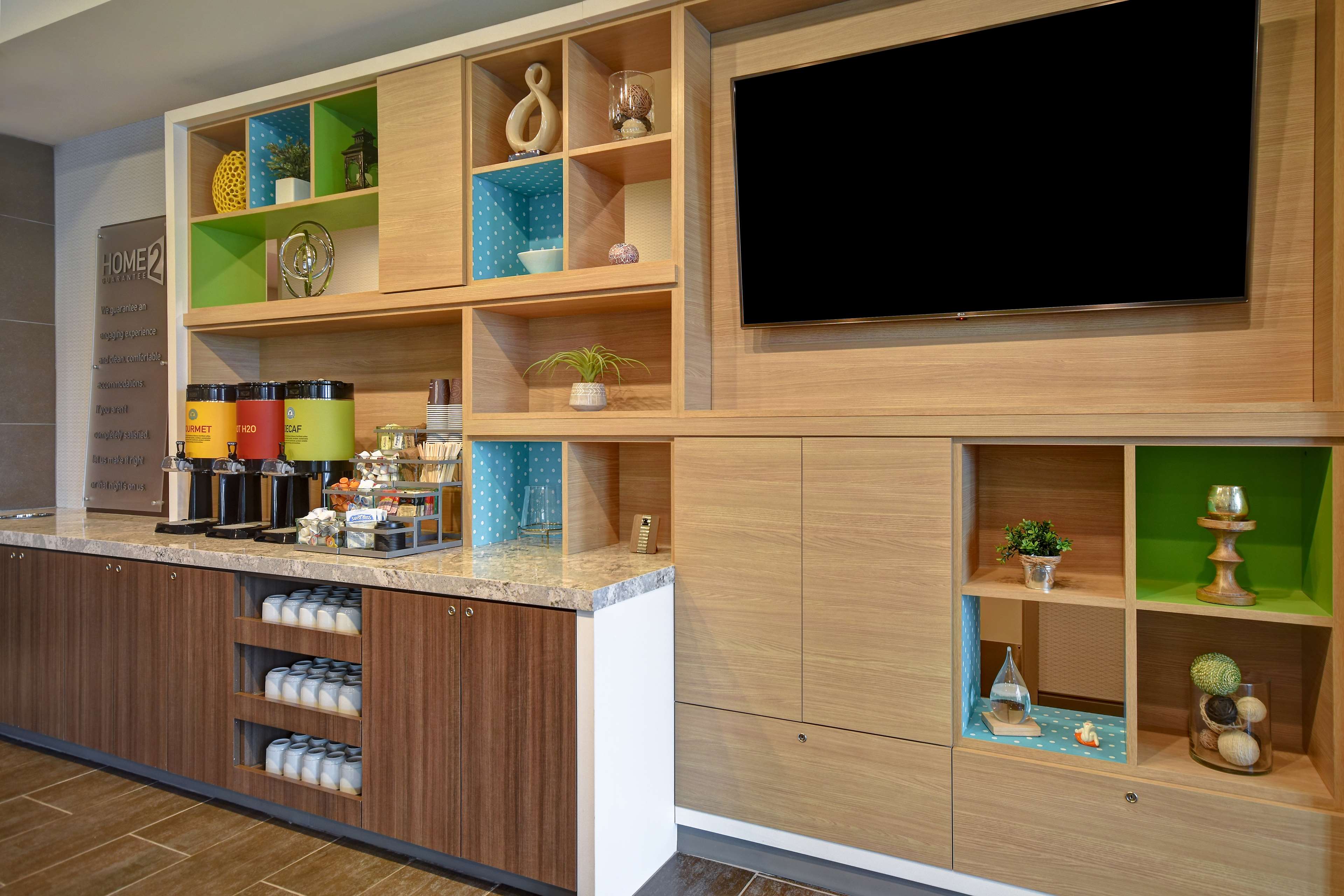 Home2 Suites by Hilton Eau Claire South - photo 10