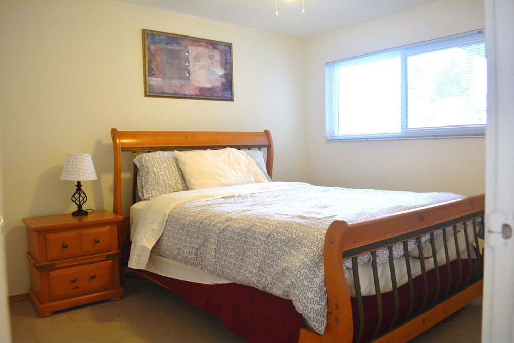 Sunny Westlake Suites by Metro - photo 48